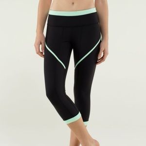 Lululemon Roll Out Crop Legging